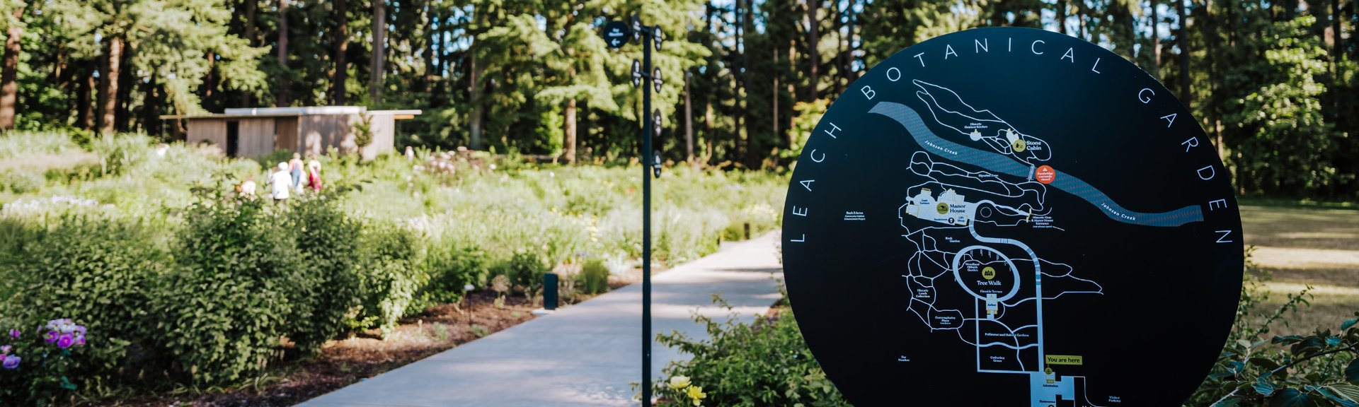 Leach Botanical Garden
